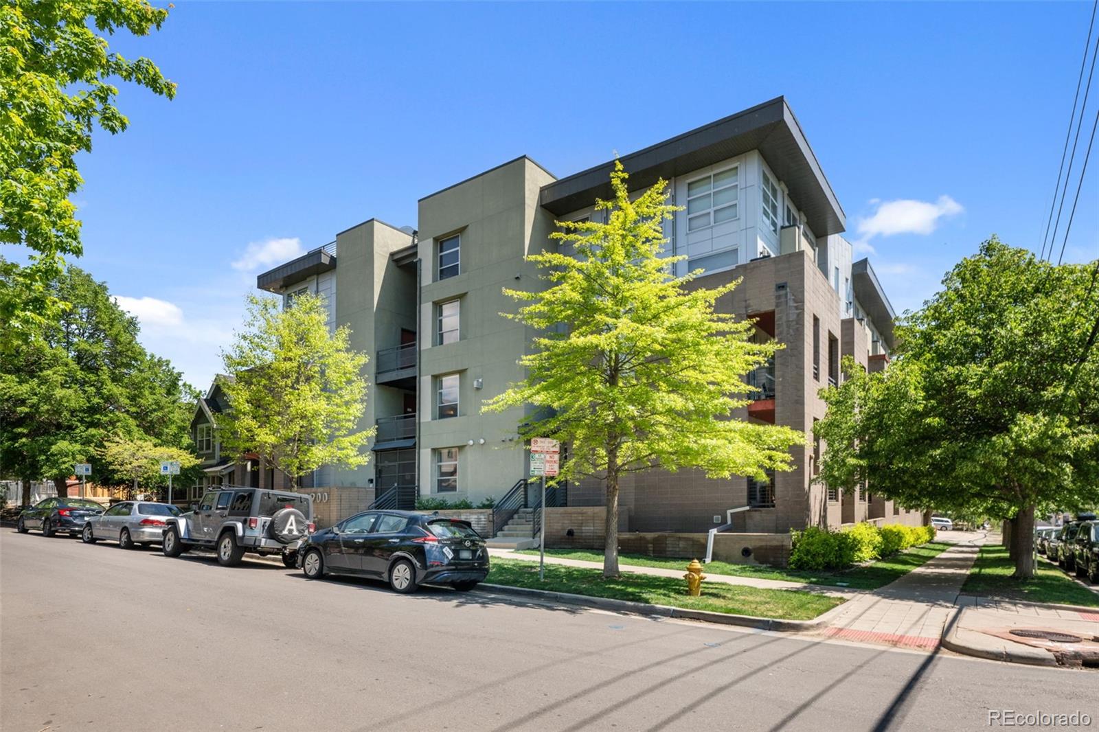 2900 Wyandot Street Unit: 302