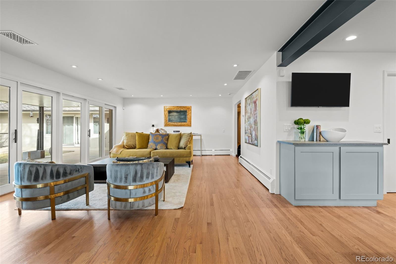 3901 S Dexter Street