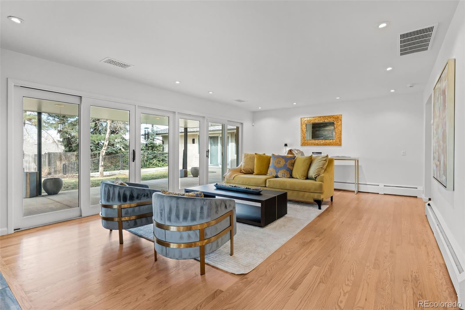 3901 S Dexter Street