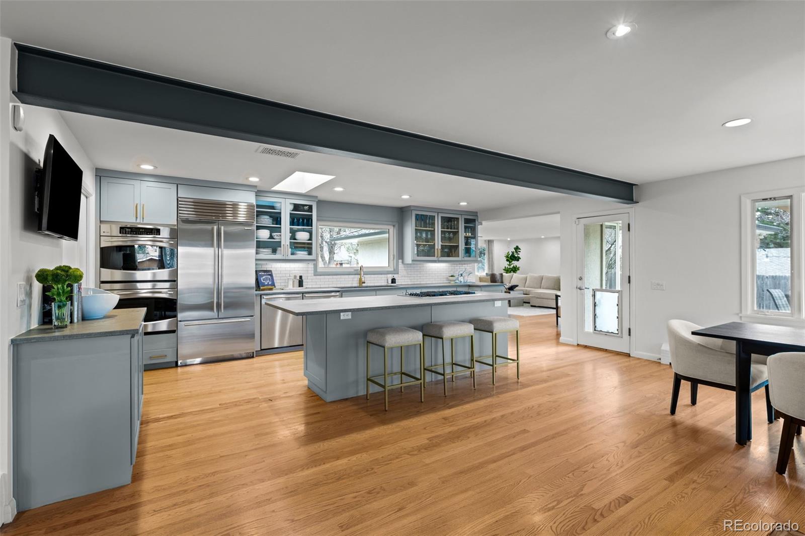 3901 S Dexter Street