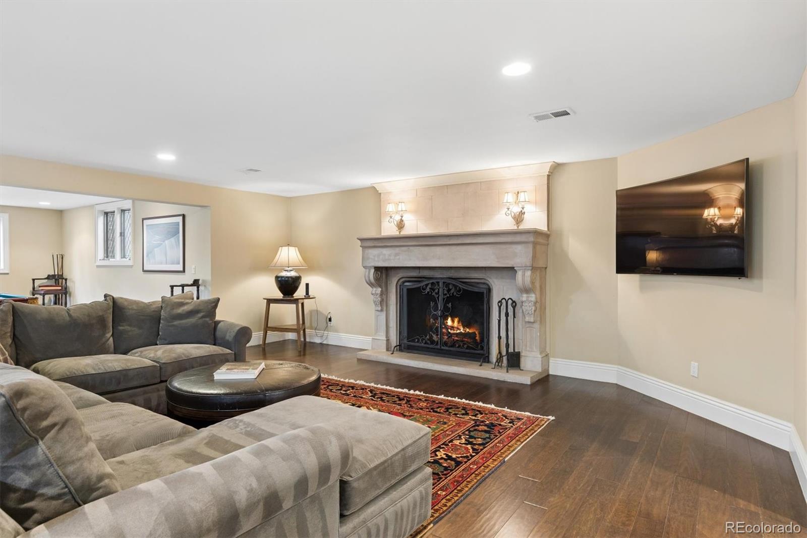 77 Glenmoor Drive