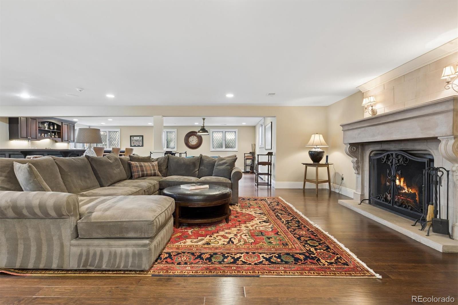 77 Glenmoor Drive