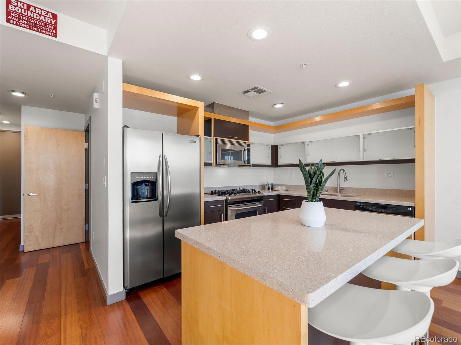 2900 Wyandot Street Unit: 302