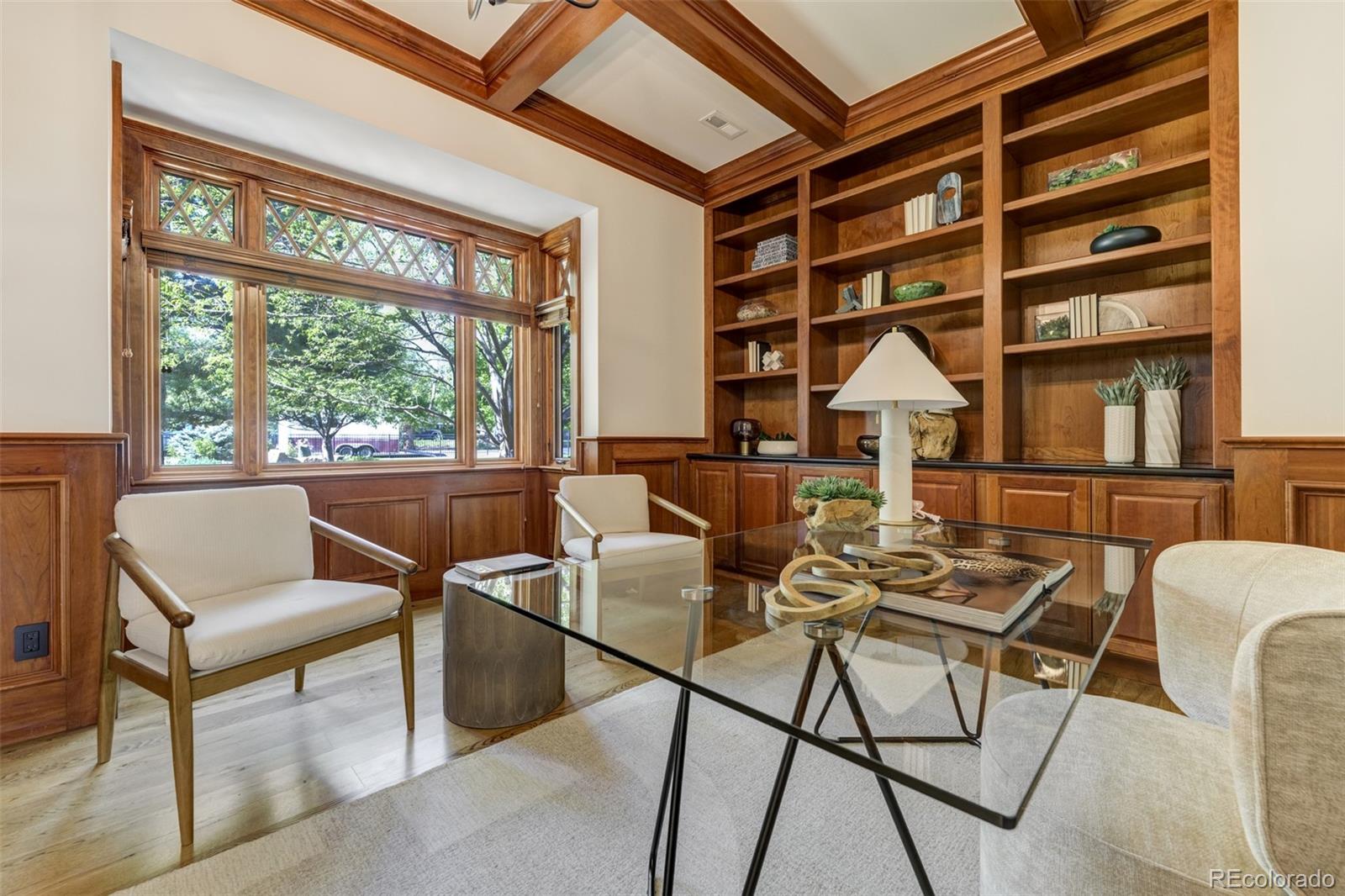 1328 E Layton Avenue