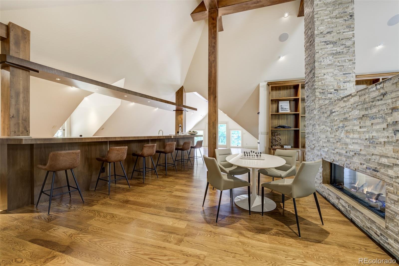 1328 E Layton Avenue