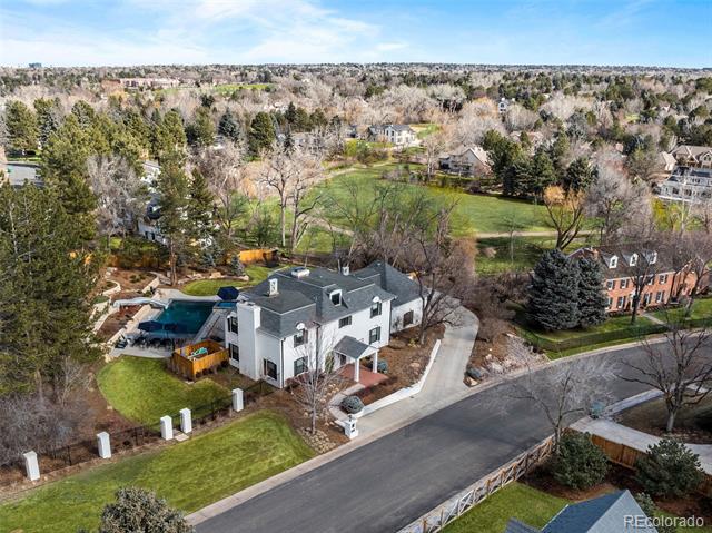 2 Sterling Avenue