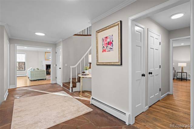 2 Sterling Avenue