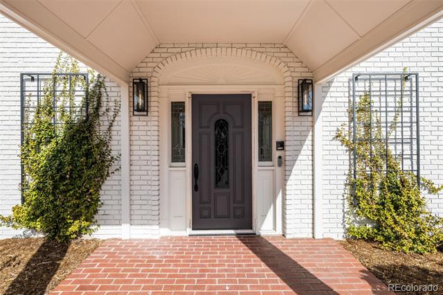 2 Sterling Avenue
