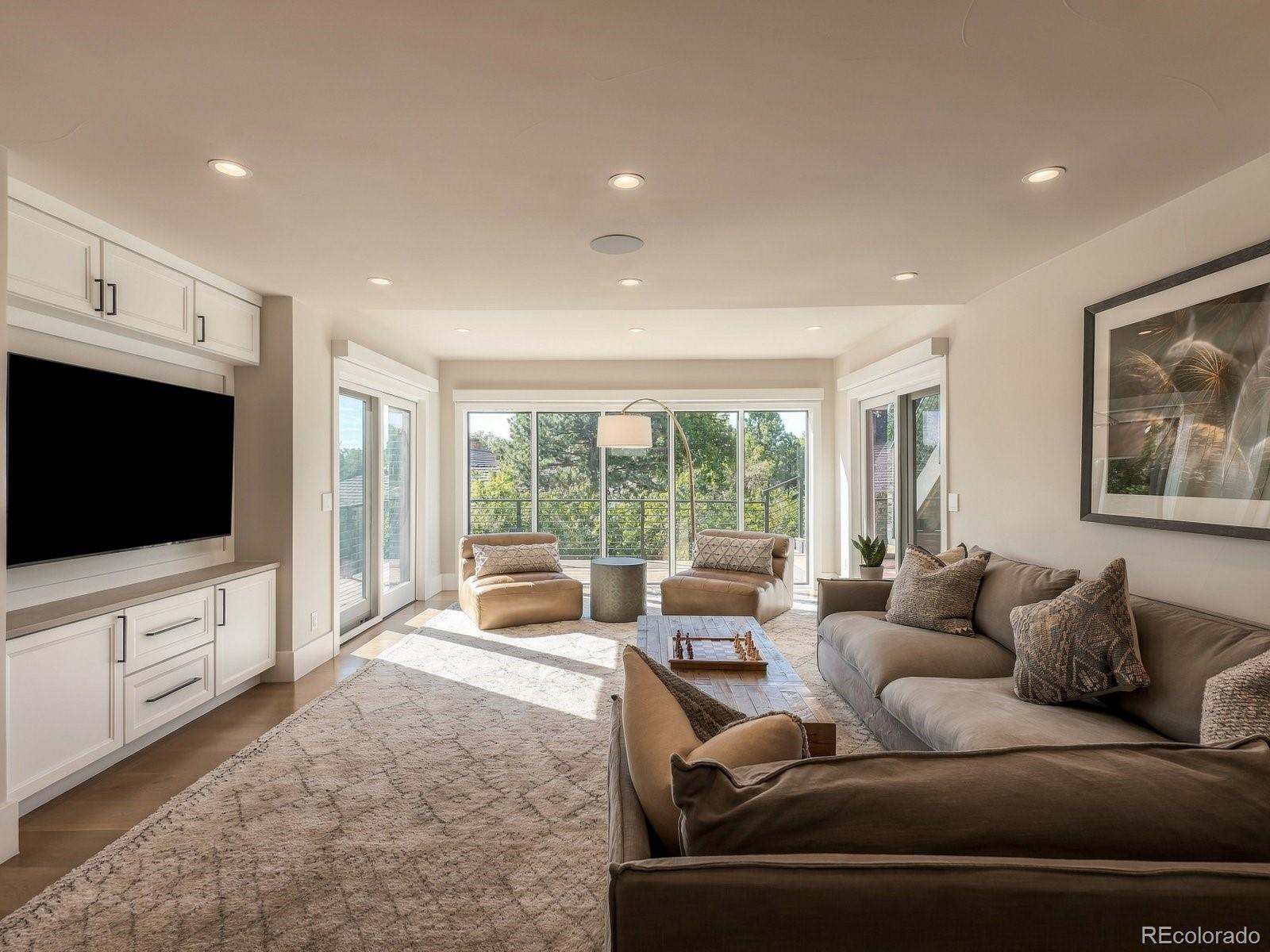 52 Charlou Circle