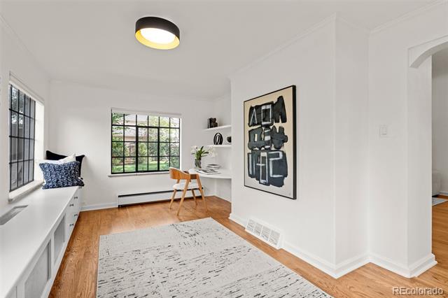 180 Dahlia Street