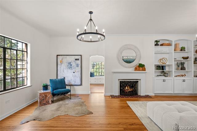 180 Dahlia Street