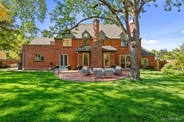 180 Dahlia Street