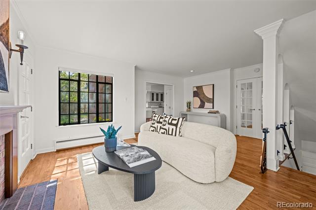 180 Dahlia Street