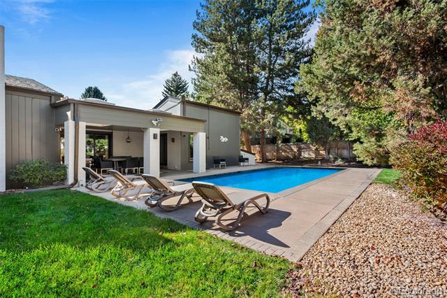 4941 Nassau Circle W