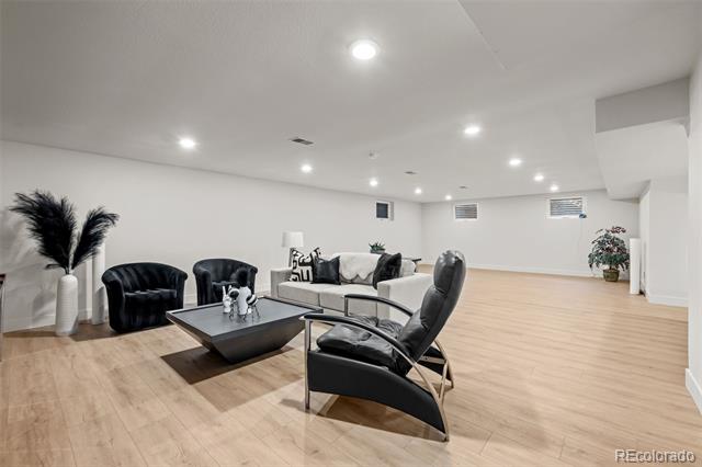 4941 Nassau Circle W