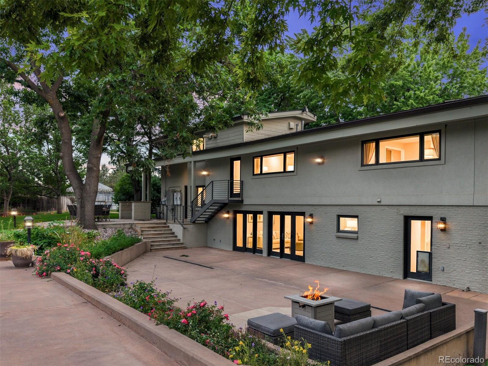 16 Vista Road