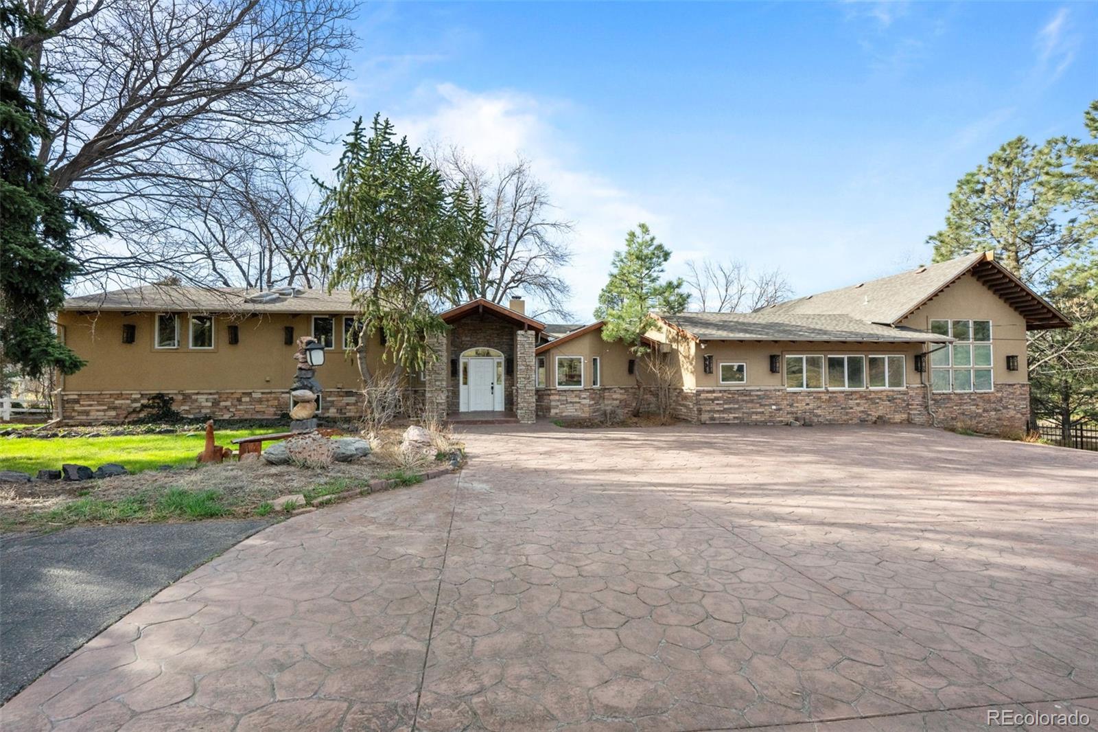 1130 E Kenyon Avenue