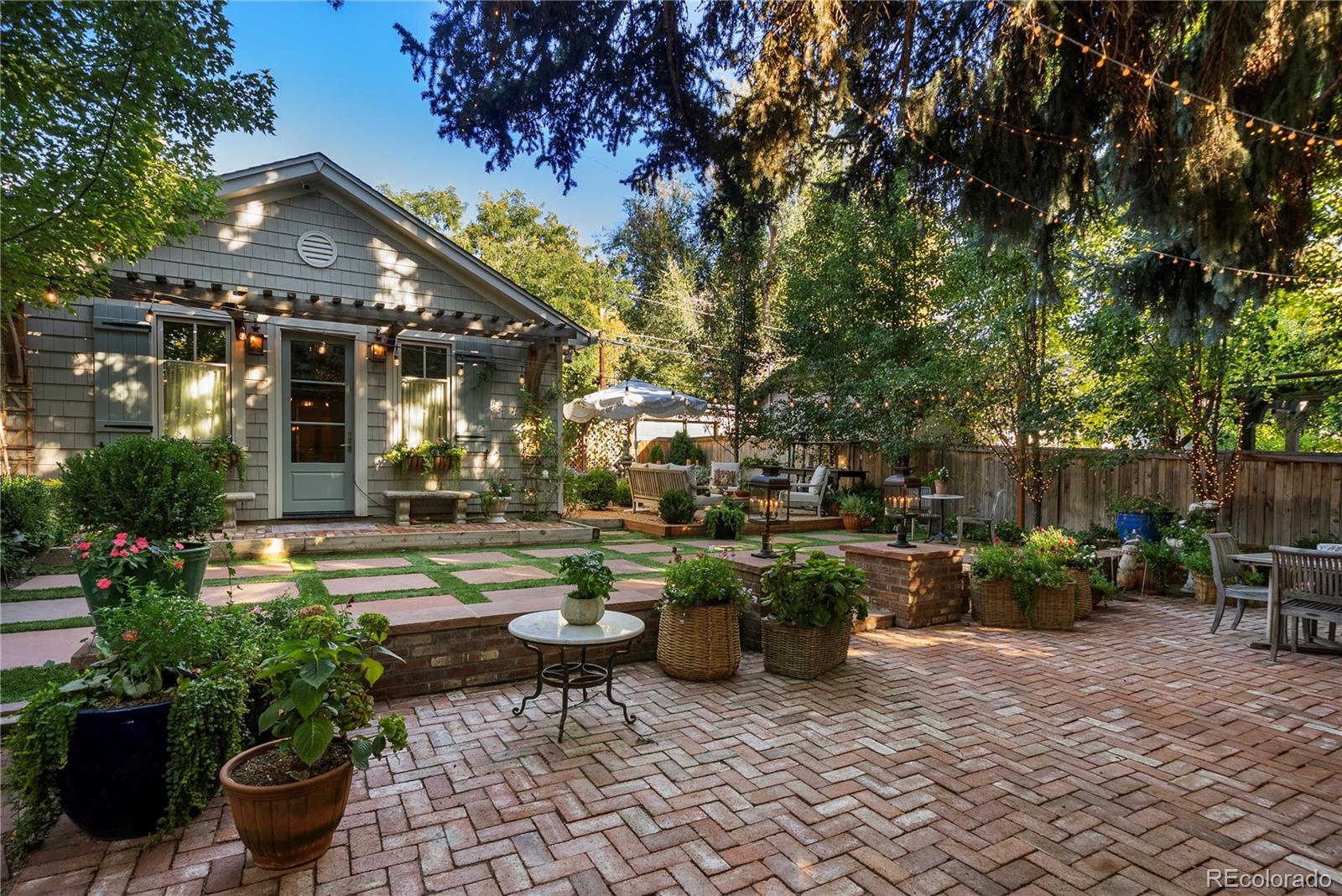 2566 S Clayton Street