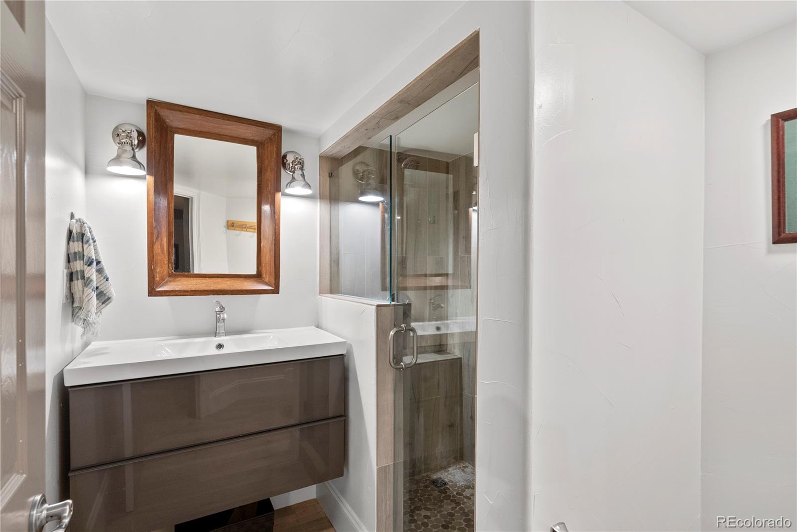 2566 S Clayton Street