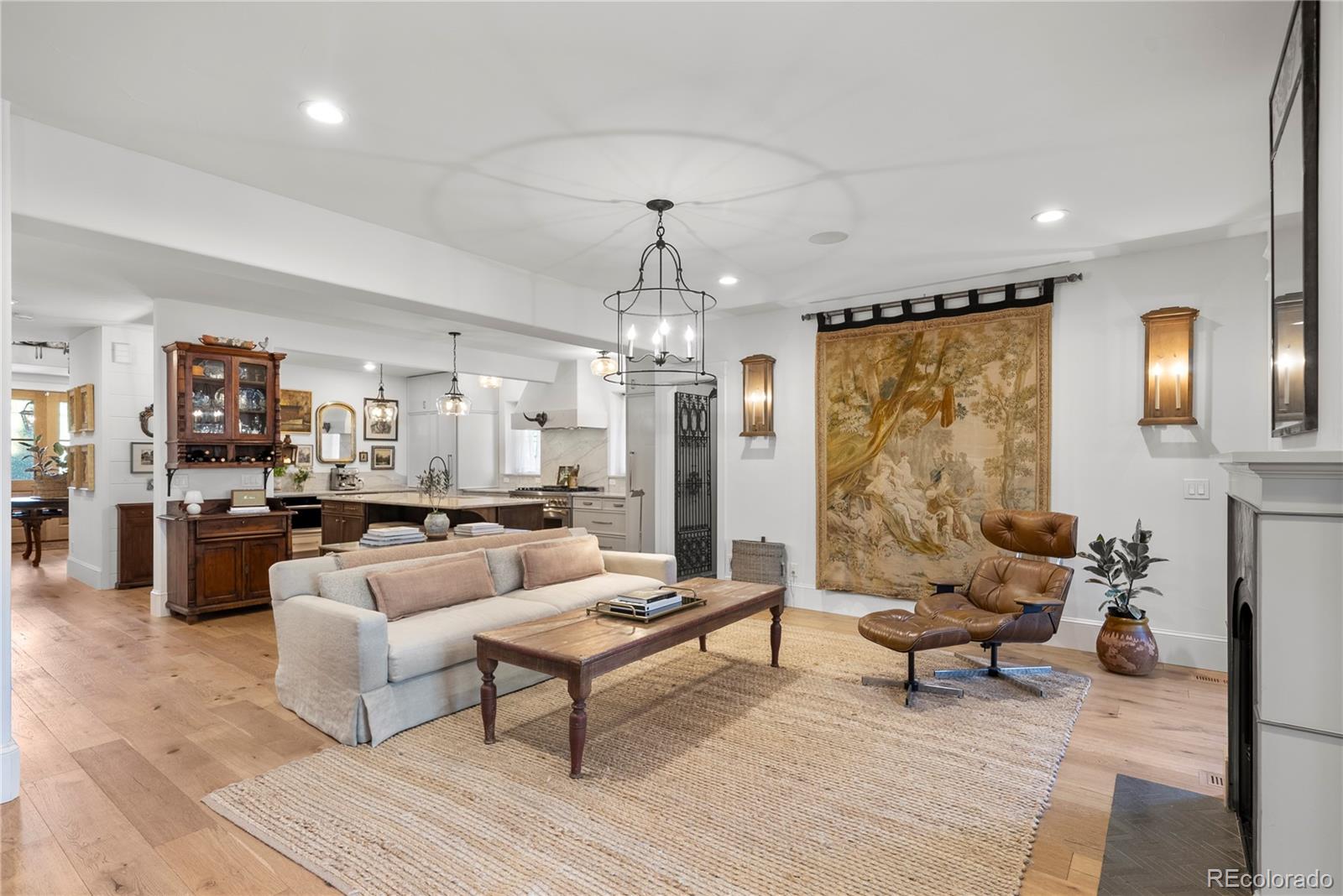 2566 S Clayton Street