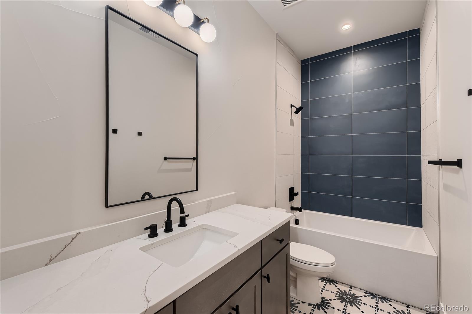 1503 S Emerson Street