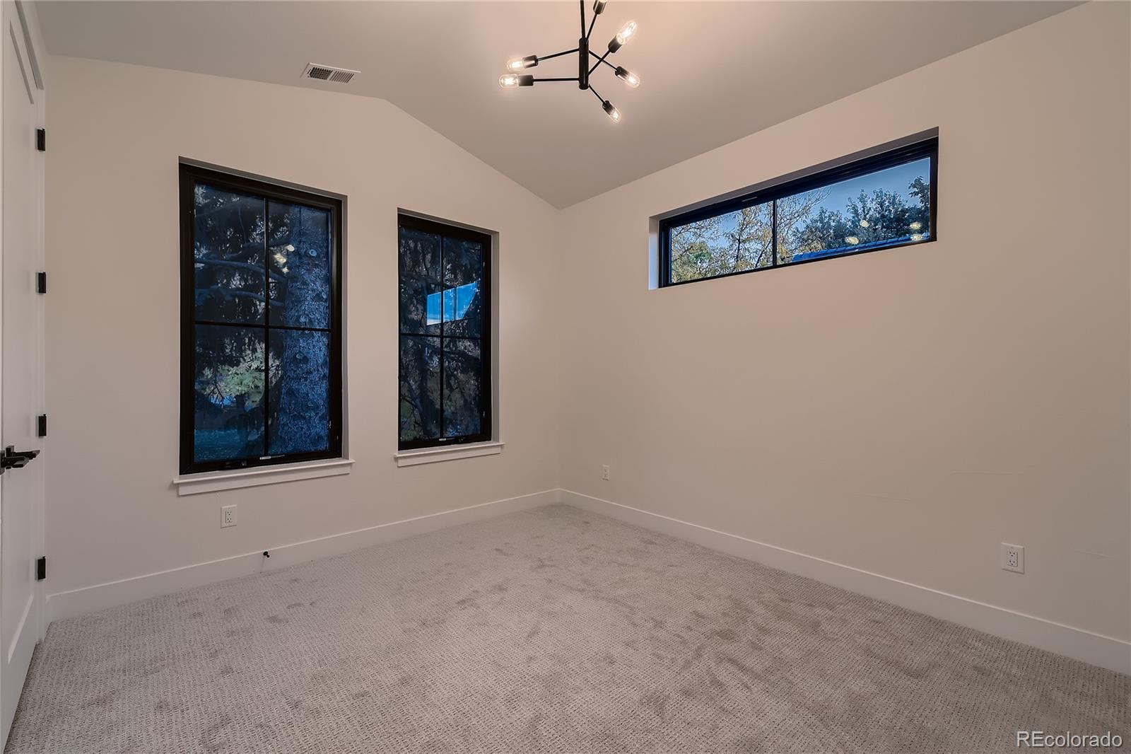 1503 S Emerson Street