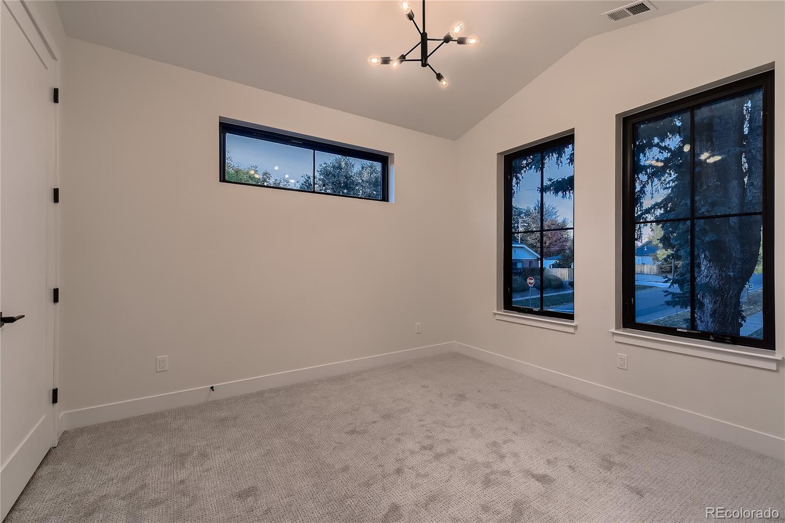 1503 S Emerson Street