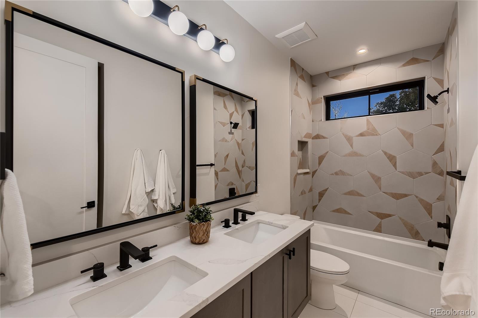 1503 S Emerson Street