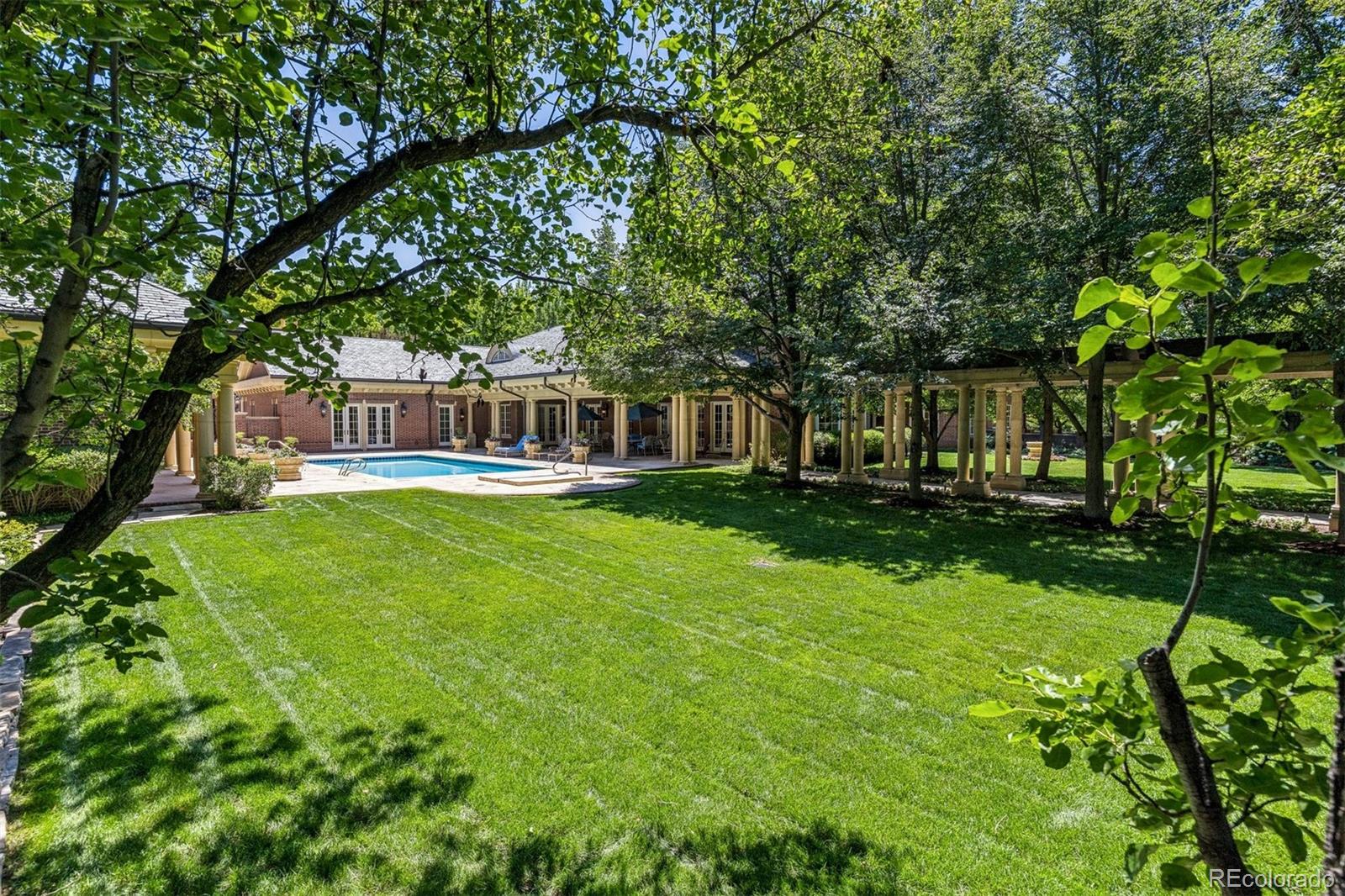 7 Cherry Hills Park Drive