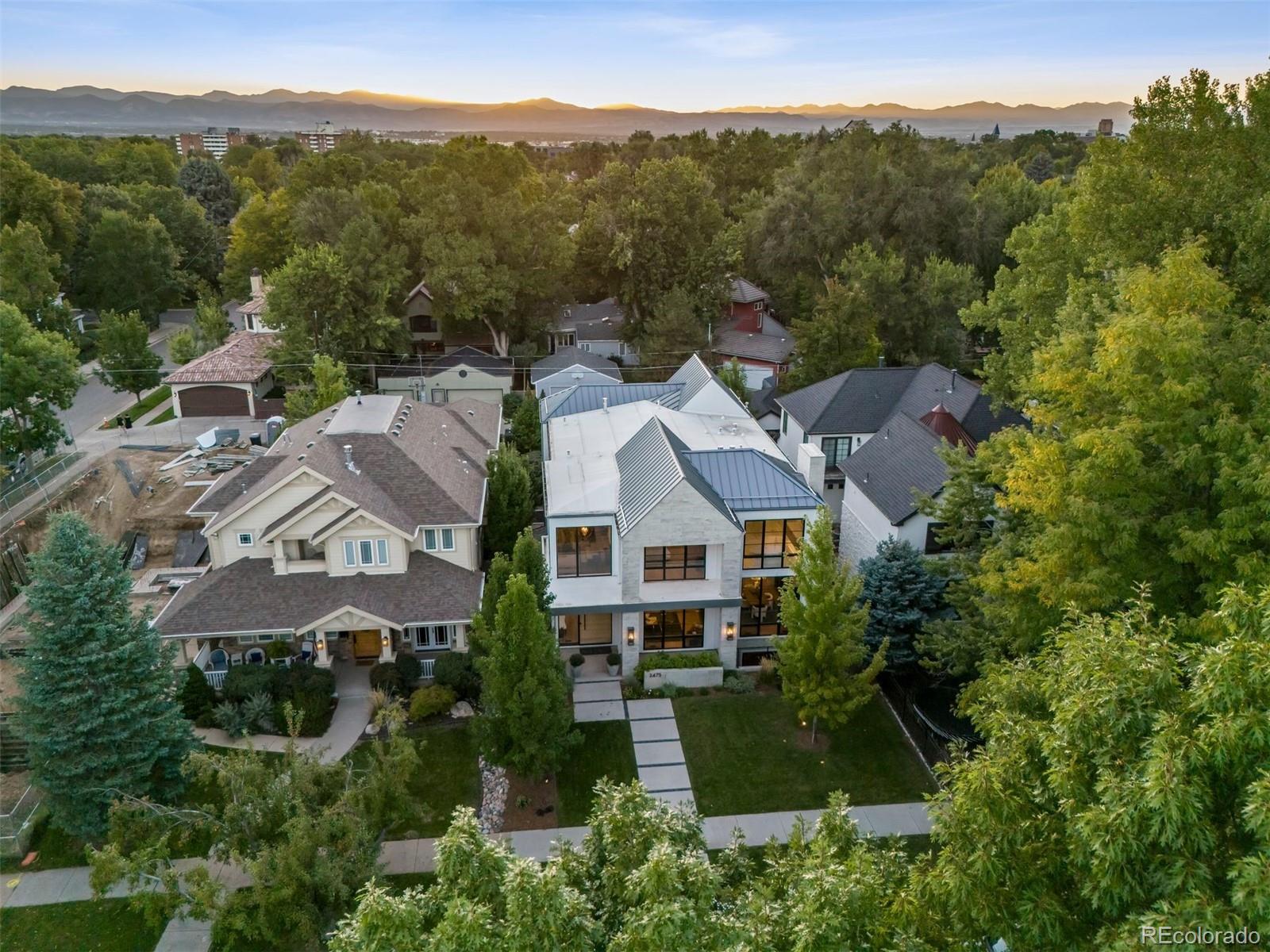 2475 S Saint Paul Street