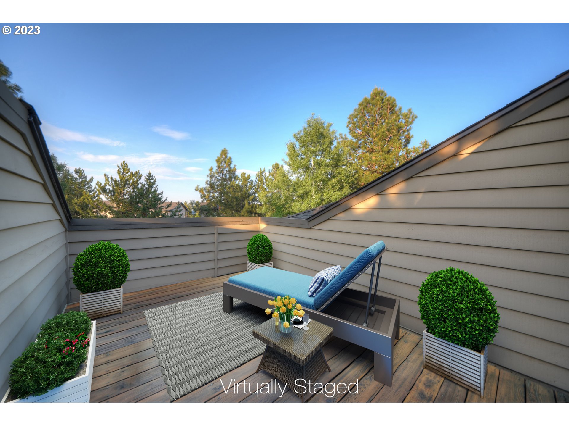 3041 NW GOLF VIEW DR