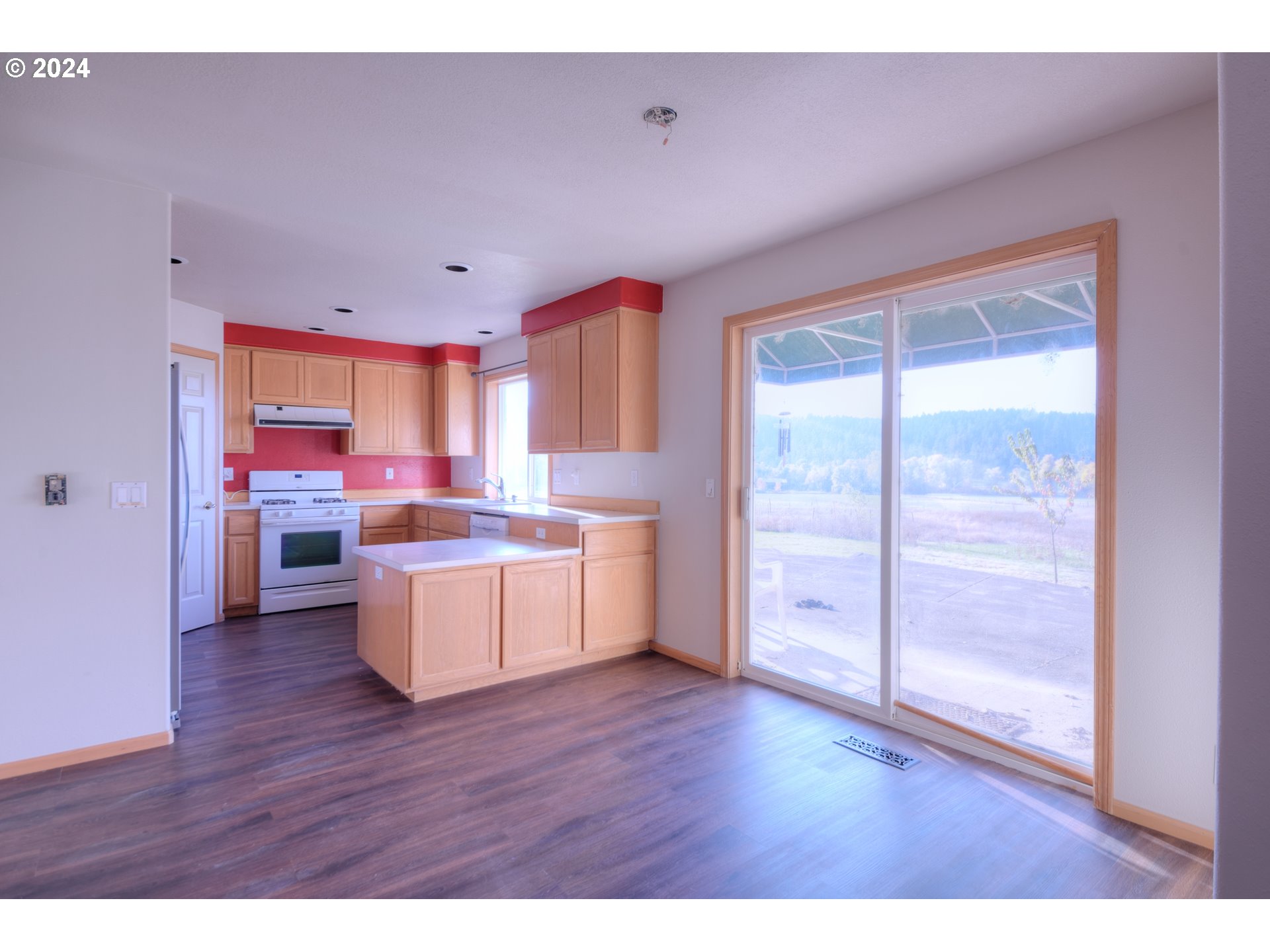 85254 LORANE HWY