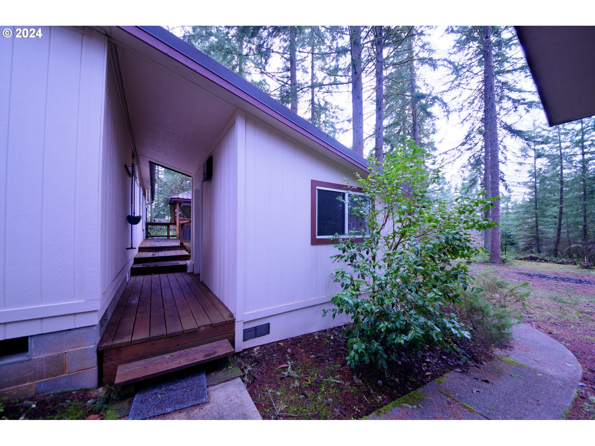 31746 CAMAS SWALE RD