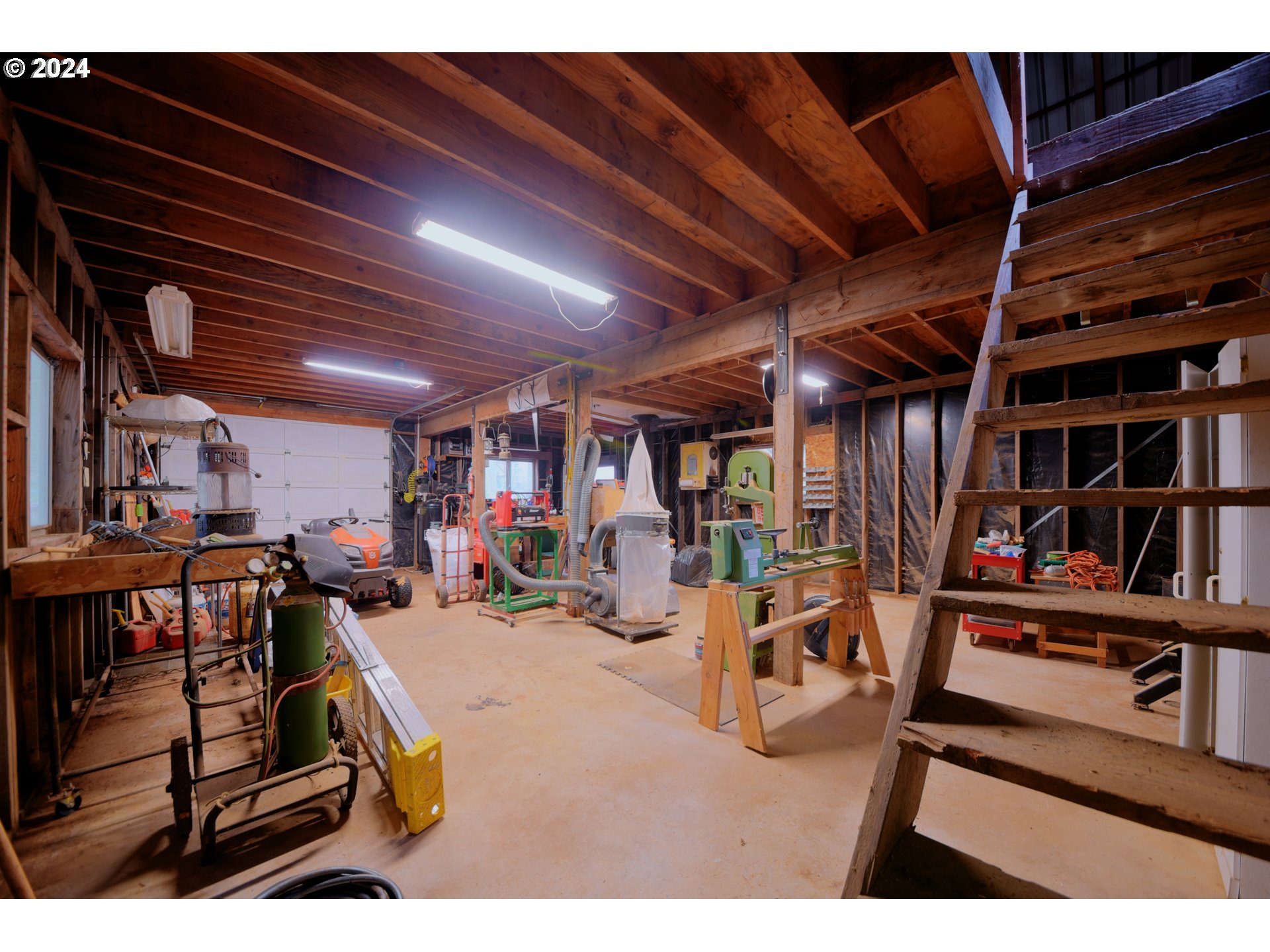 31746 CAMAS SWALE RD