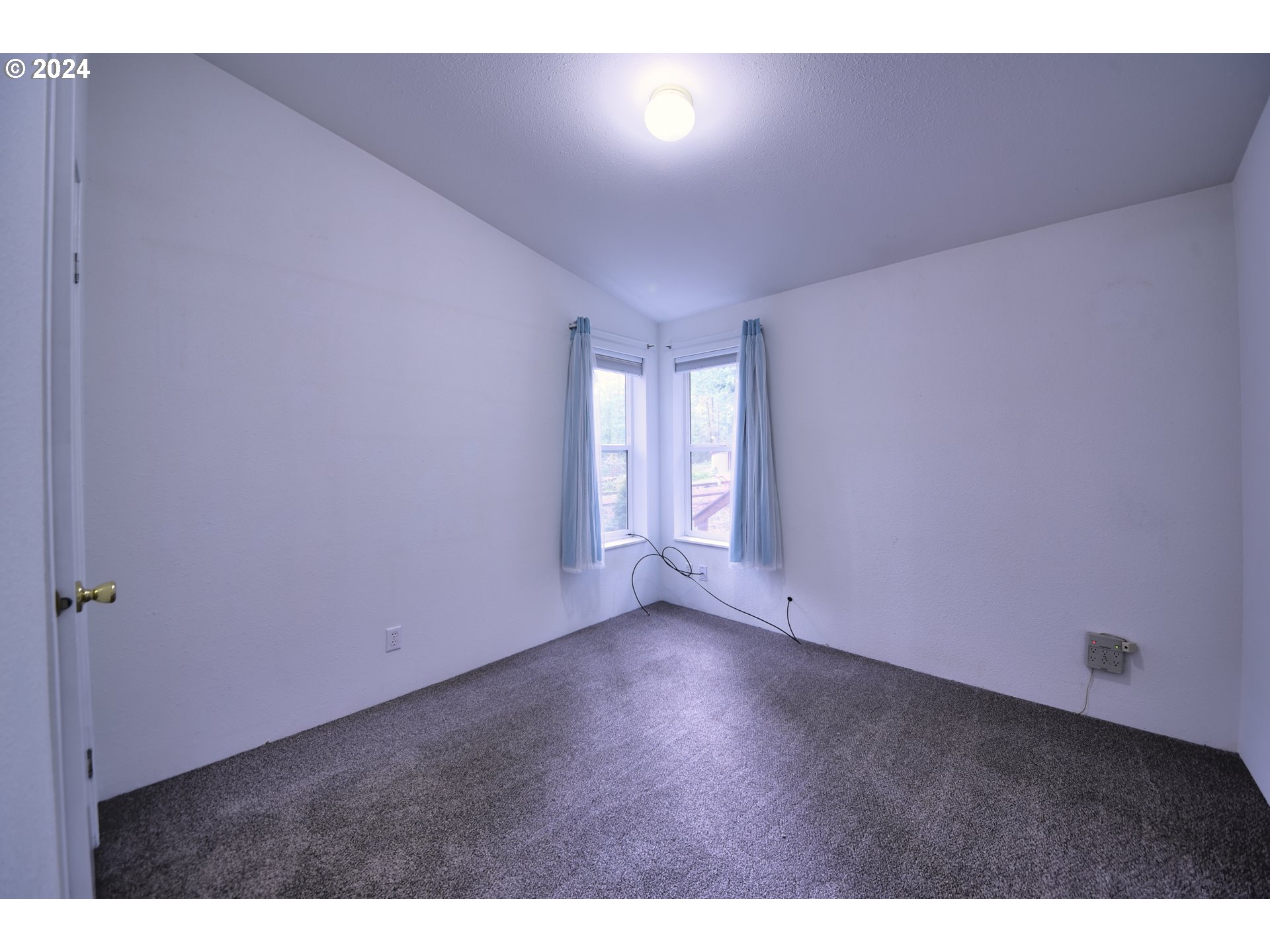 31746 CAMAS SWALE RD