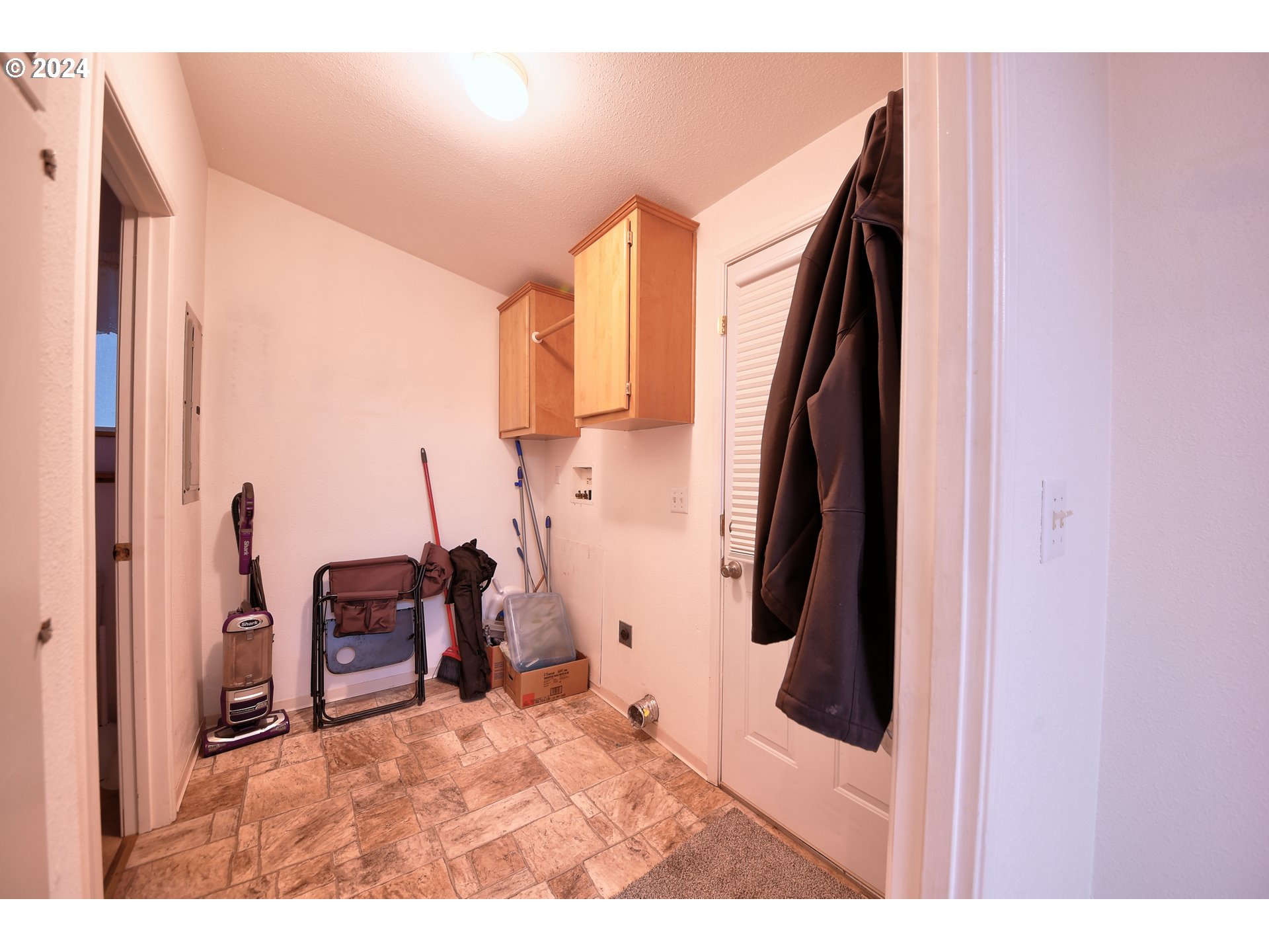 31746 CAMAS SWALE RD