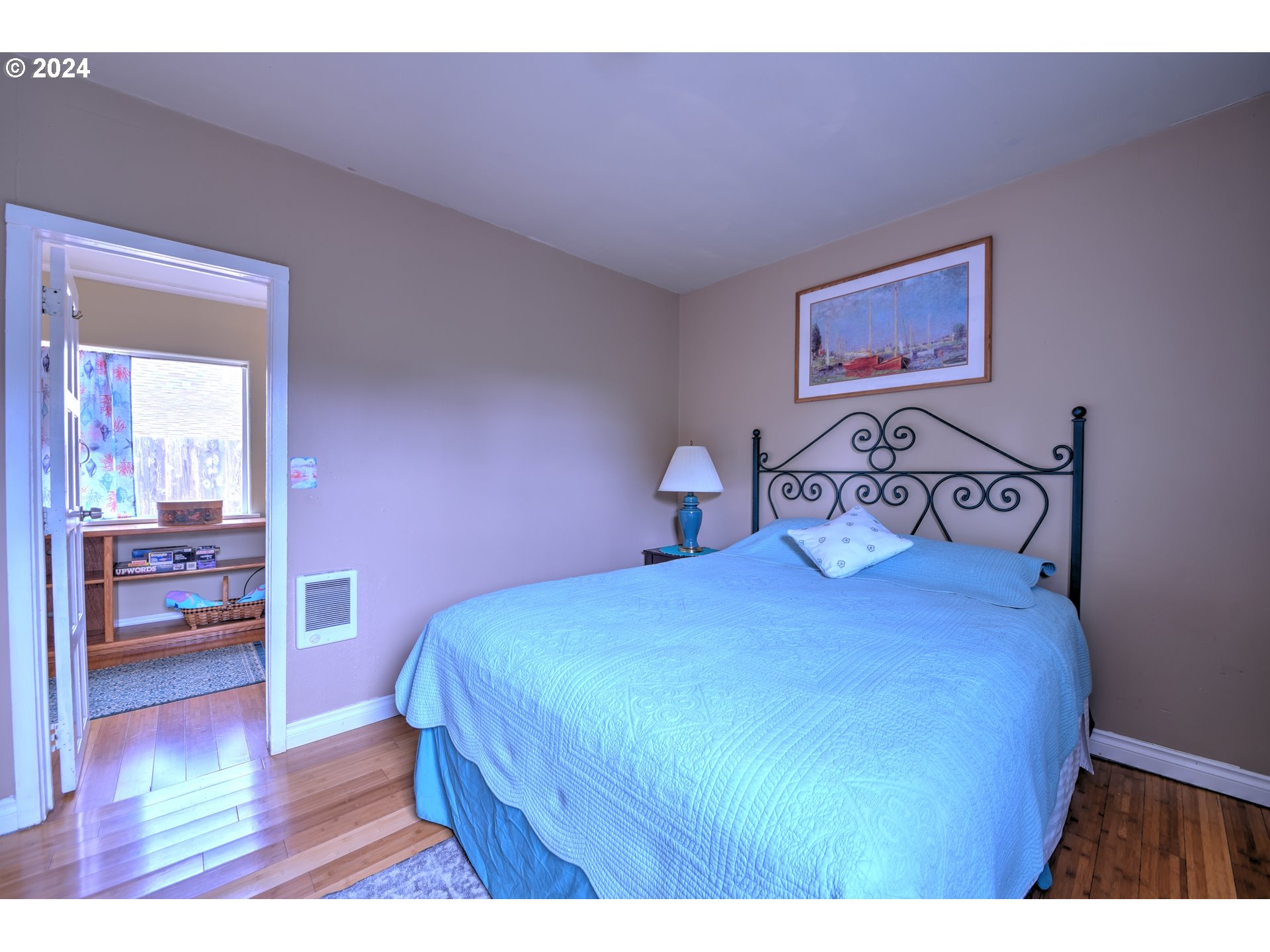 2208 NW OCEANVIEW DR