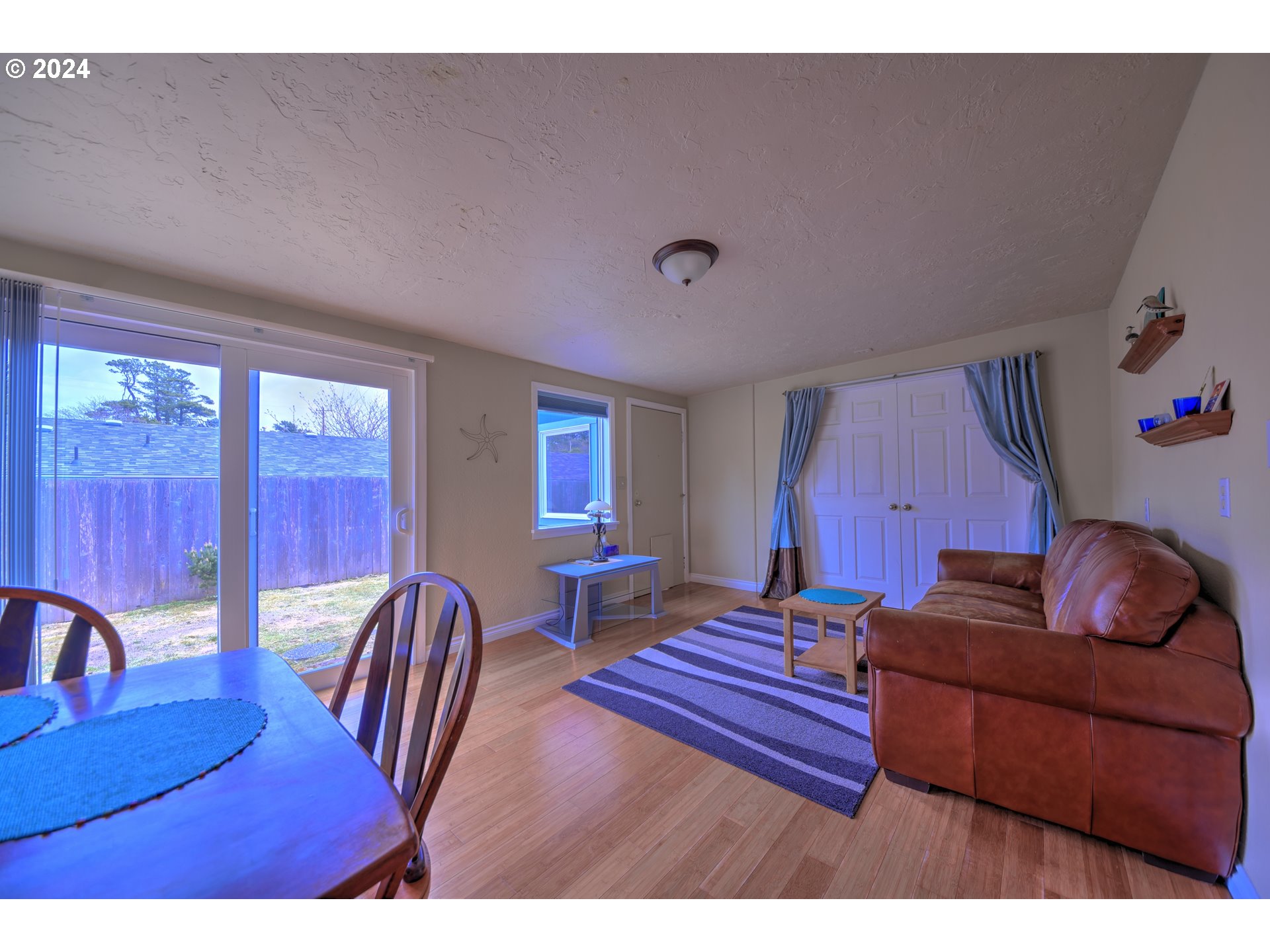 2208 NW OCEANVIEW DR