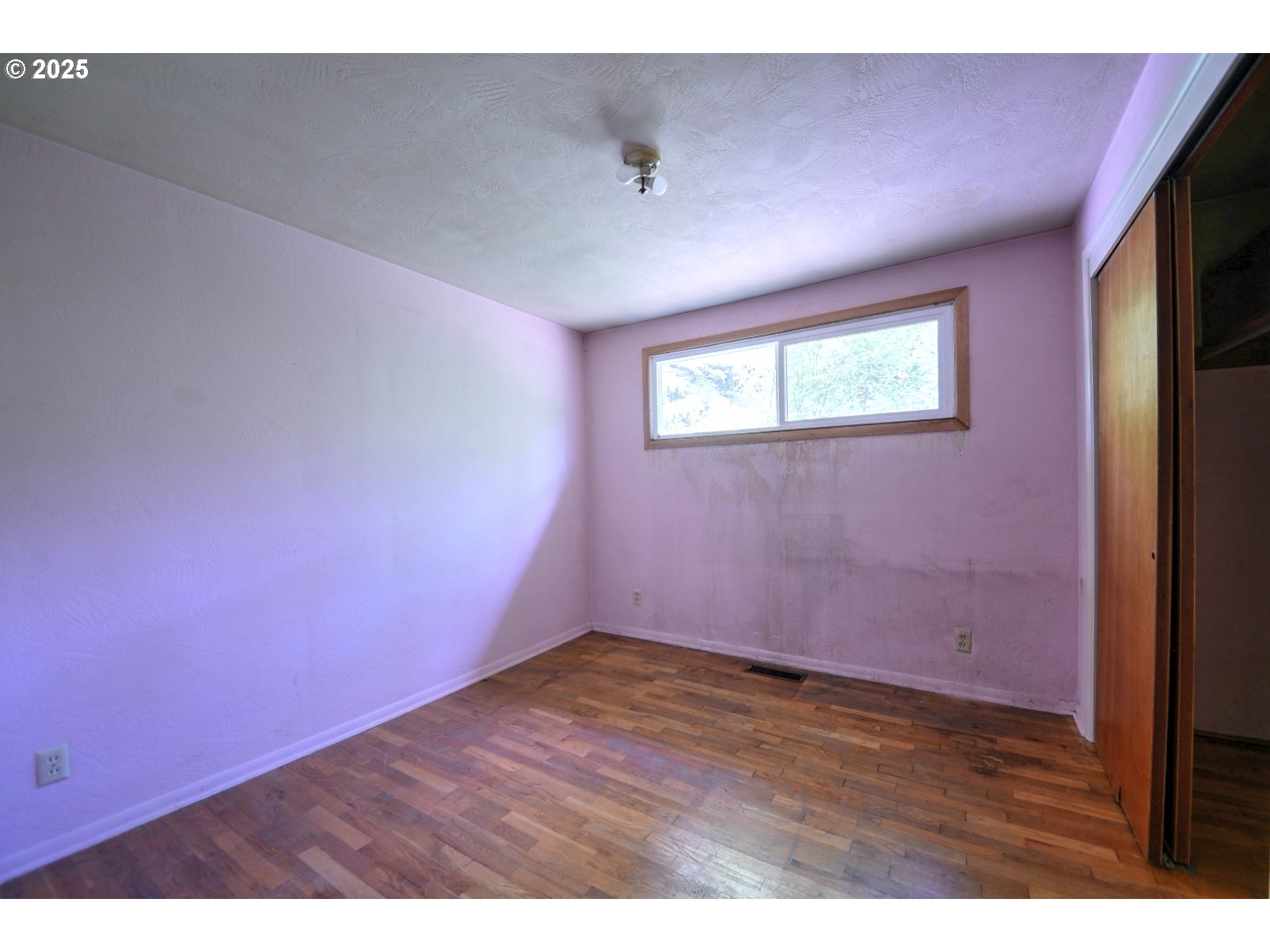 2423 ROOSEVELT BLVD