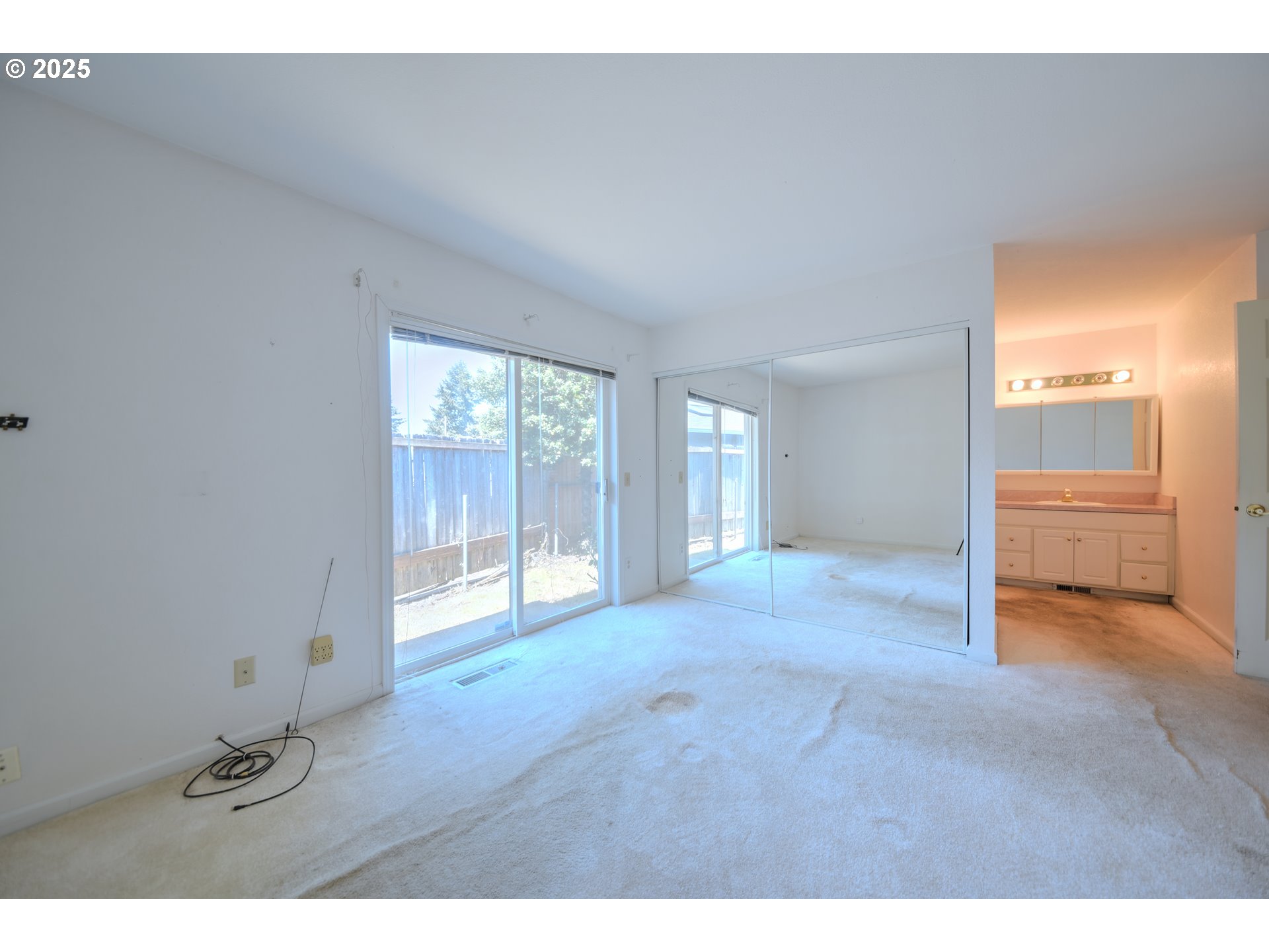 3847 SOUZA ST