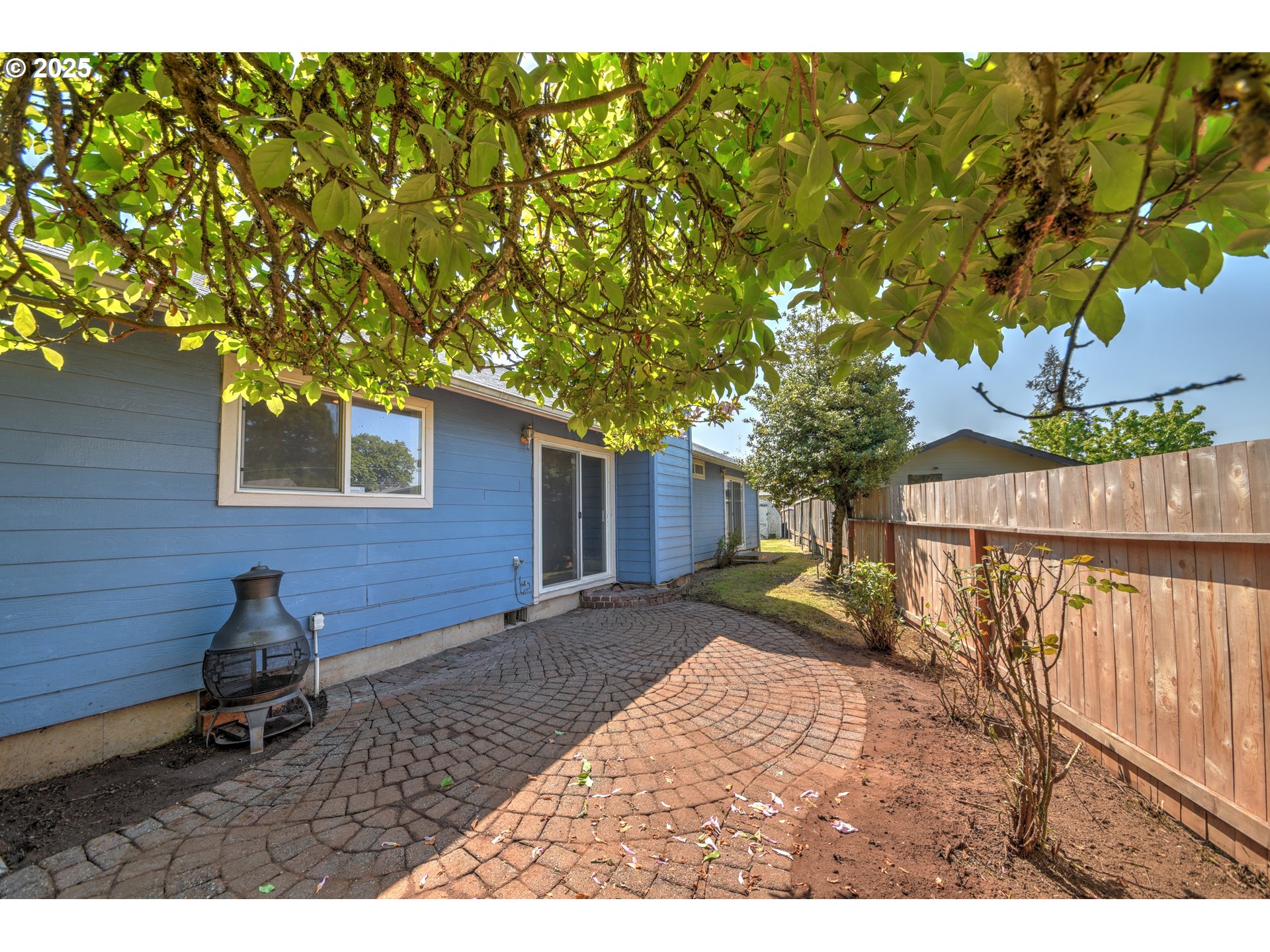 3847 SOUZA ST
