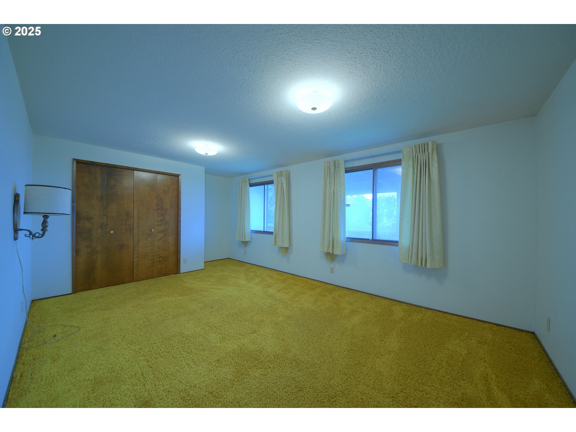 724 Sunset DR, Springfield