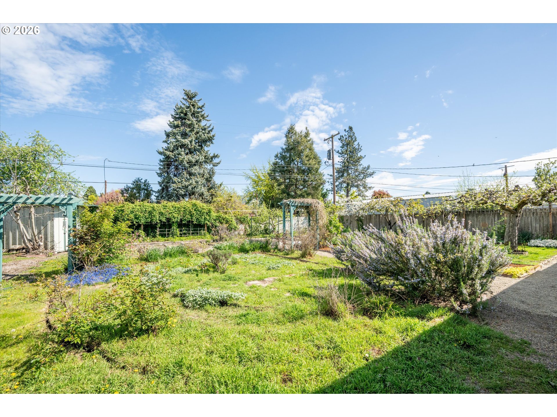 196 HAYDEN BRIDGE WAY