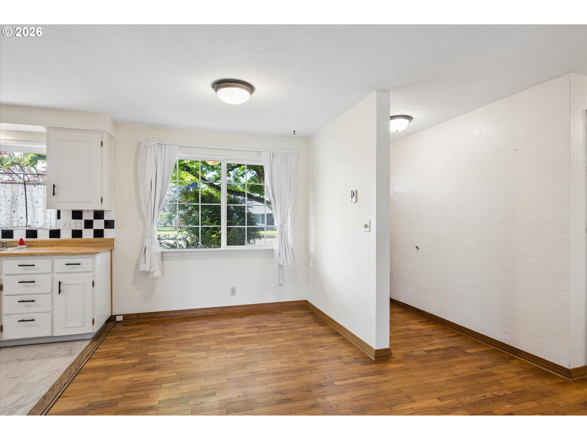 196 HAYDEN BRIDGE WAY