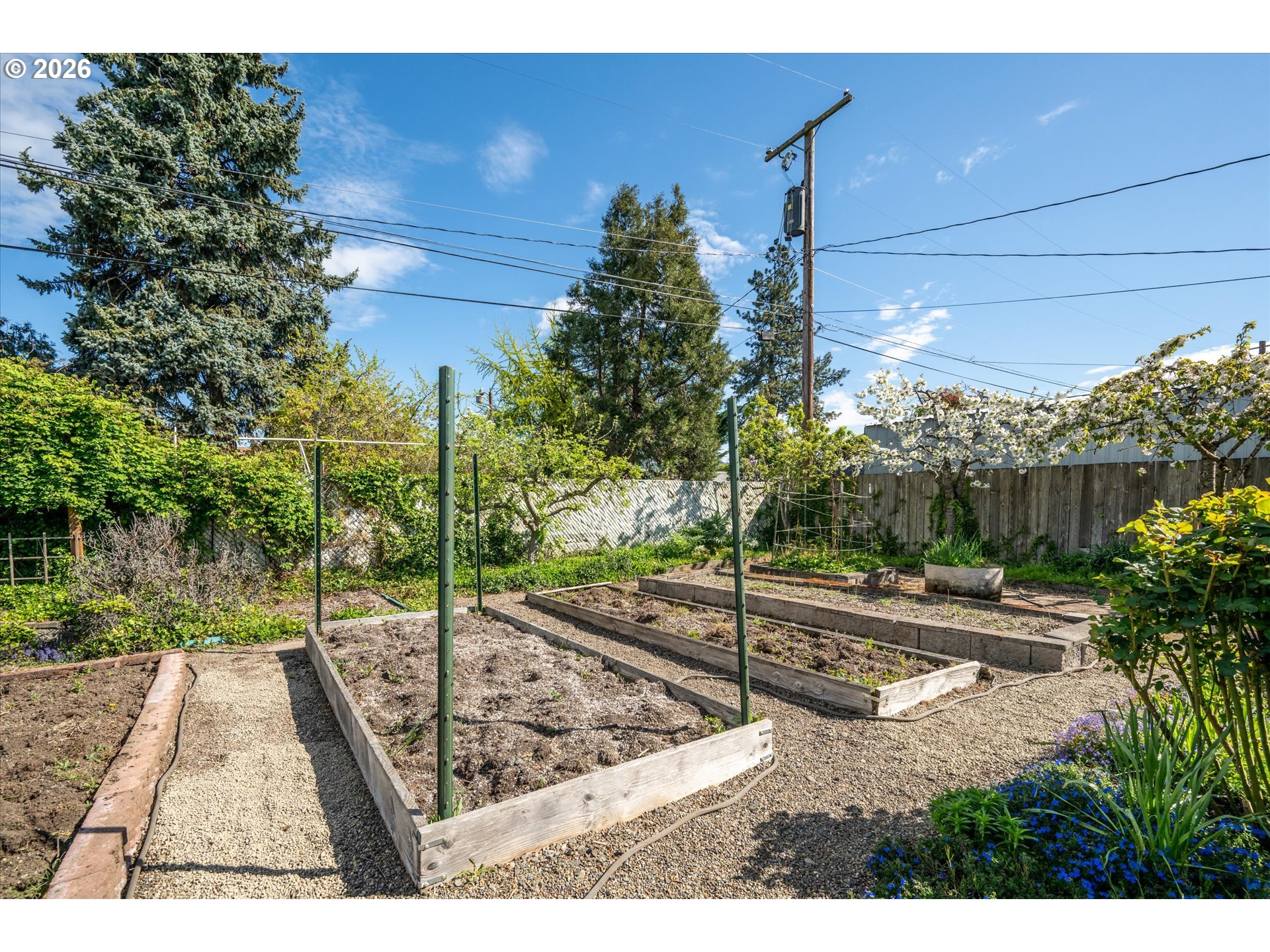 196 HAYDEN BRIDGE WAY