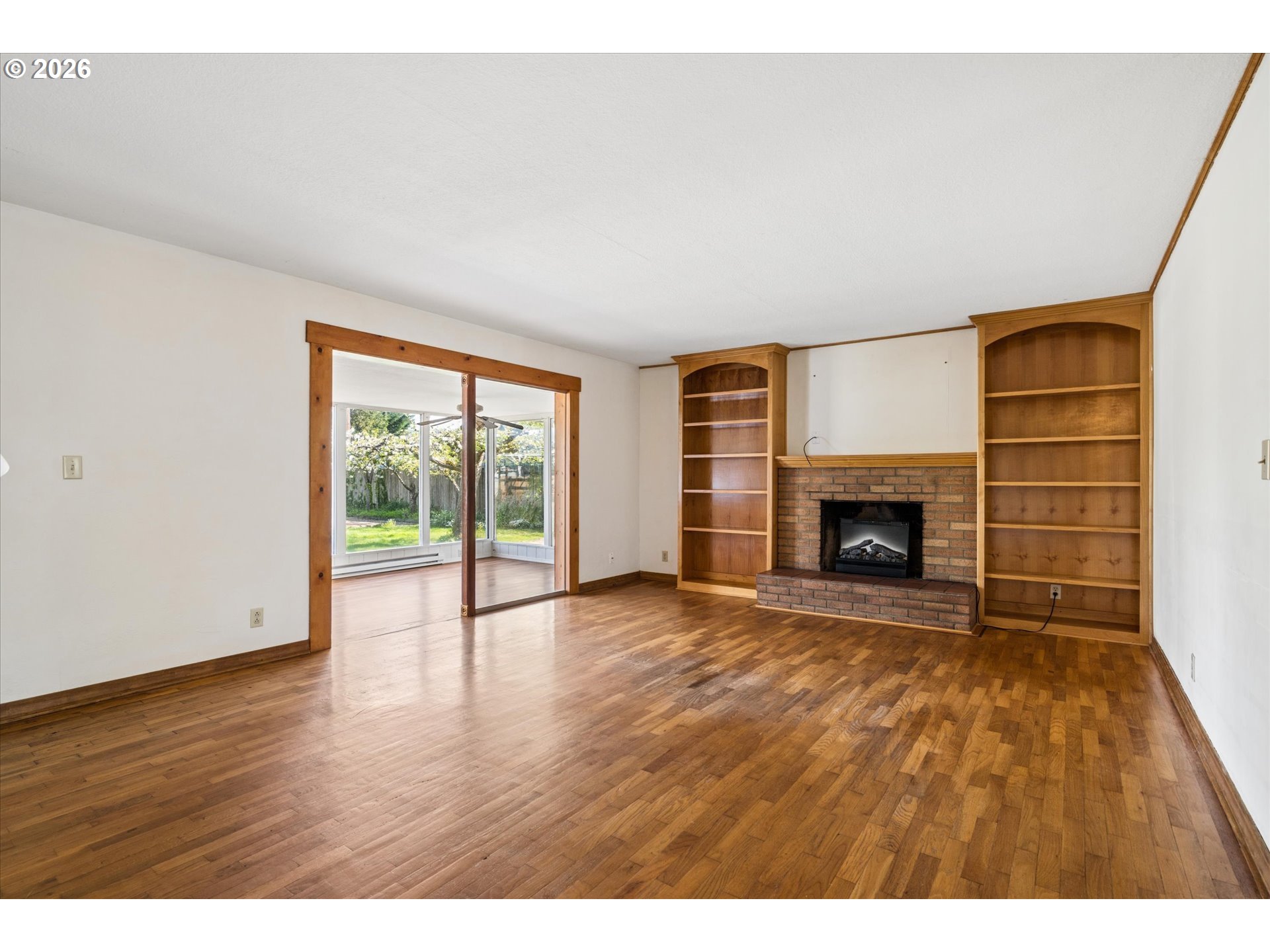 196 HAYDEN BRIDGE WAY