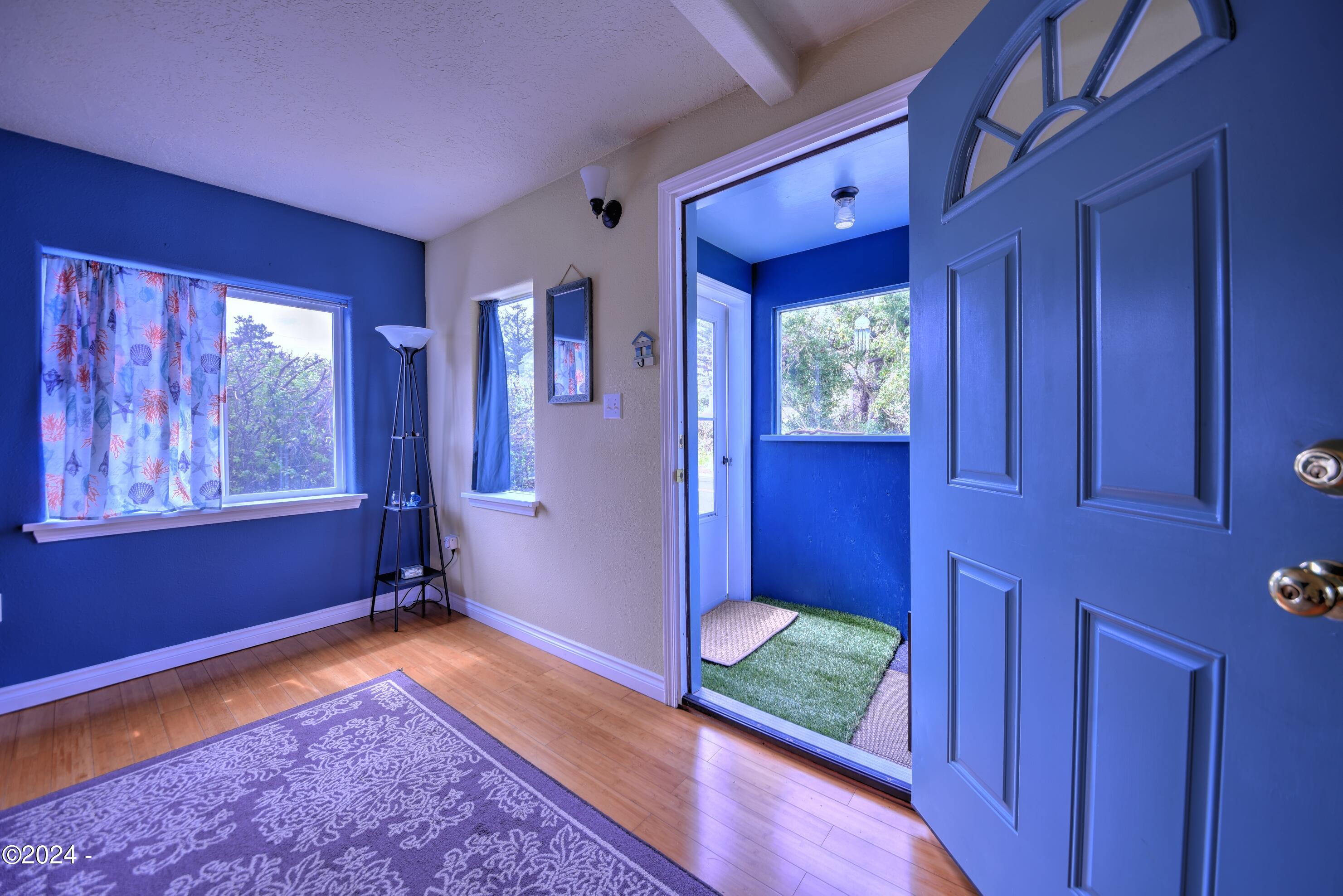 2208 NW Oceanview Drive