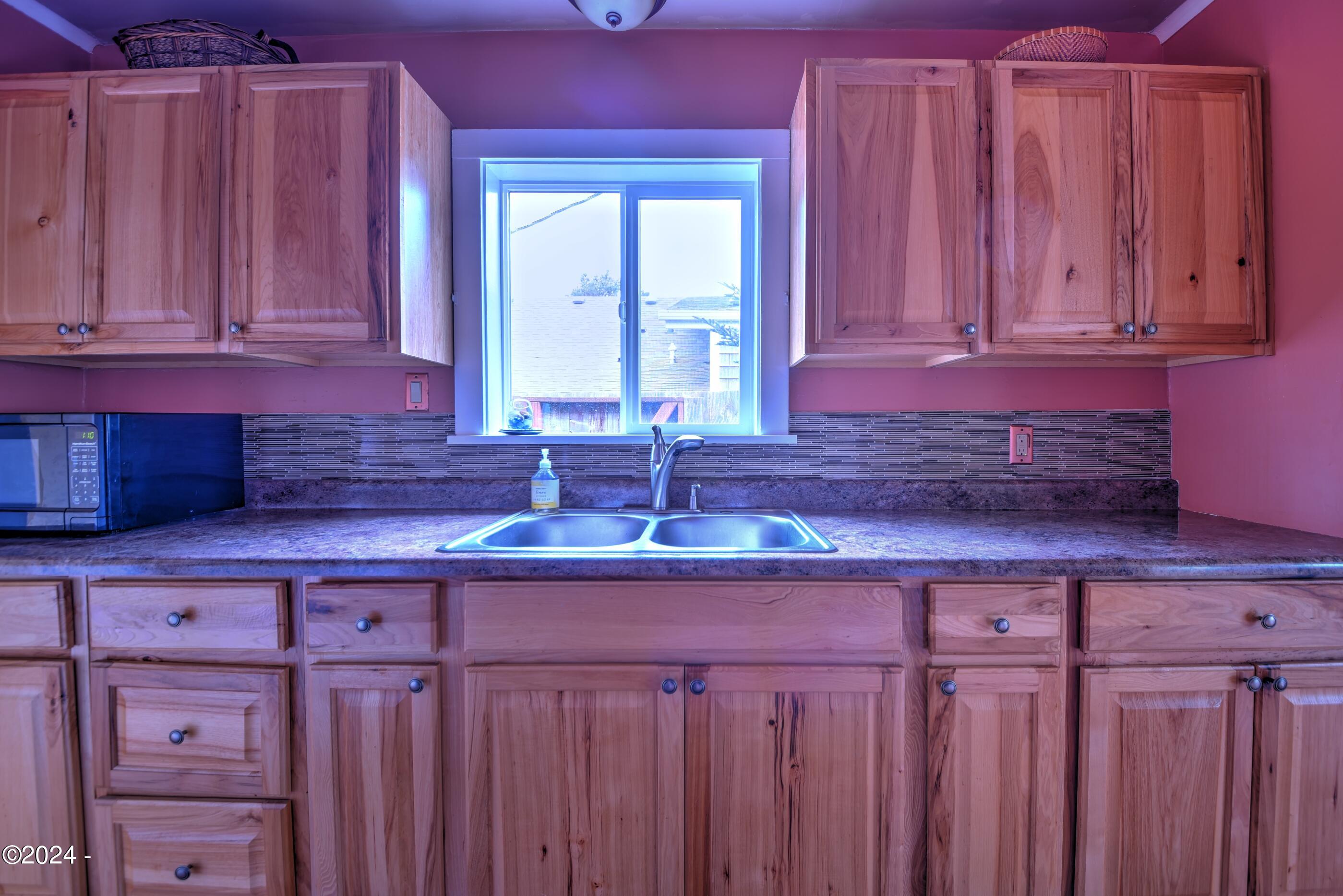 2208 NW Oceanview Drive