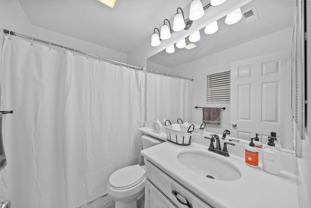 717 Caminito Valiente