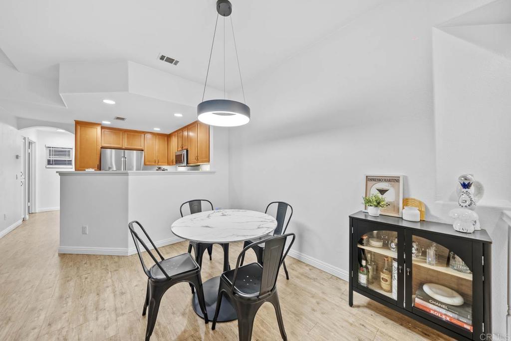 717 Caminito Valiente